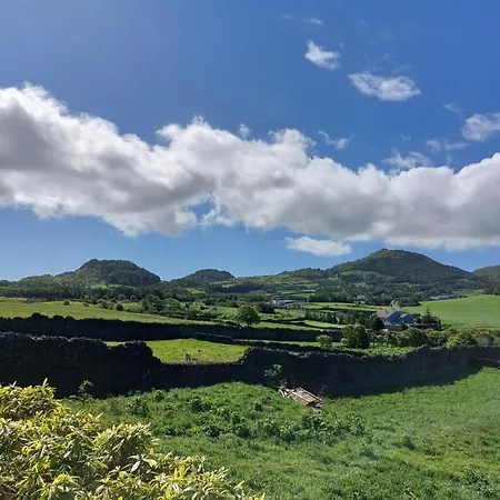 Farm stay Quinta Do Sossego-giestas